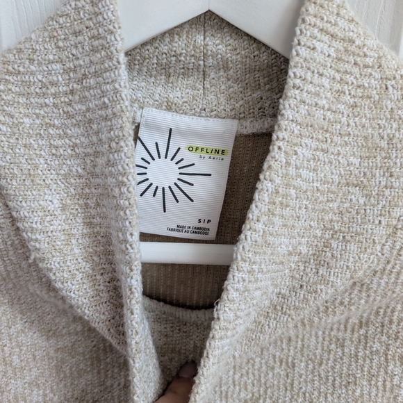 Offline By Aerie Snowday Mock Neck - Picture 6 of 9